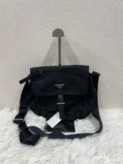 Prada Black Shoulder Bags A-19044