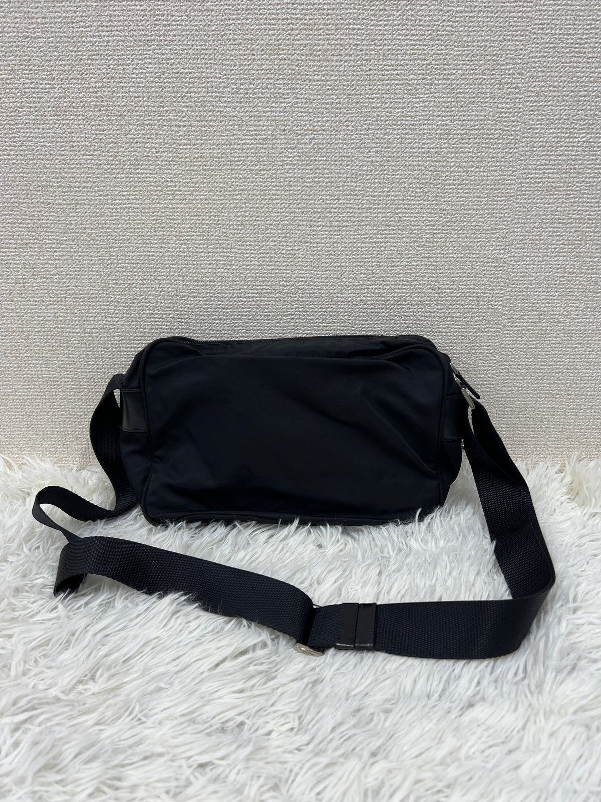 Prada Black Shoulder Bags A-19045