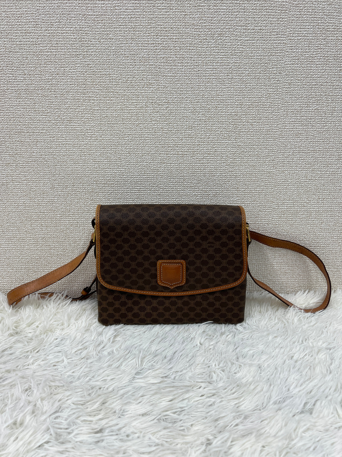 Celine Brown Shoulder Bags A-19046