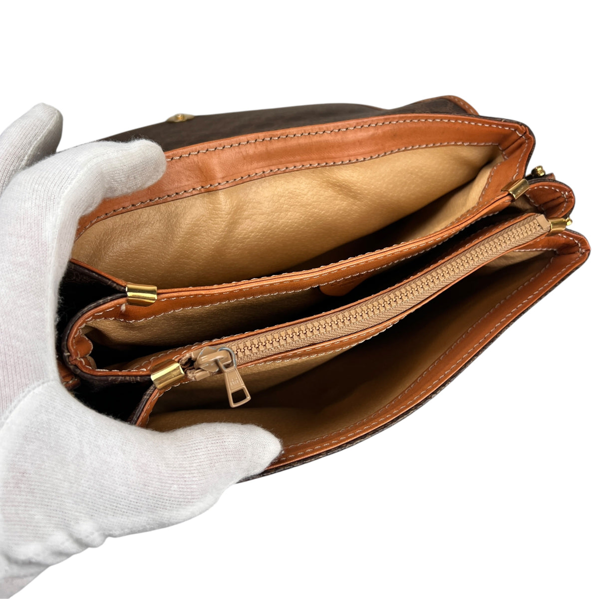 Celine Brown Shoulder Bags A-19046