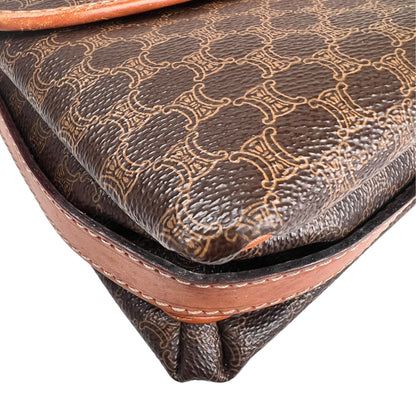 Celine Brown Shoulder Bags A-19046