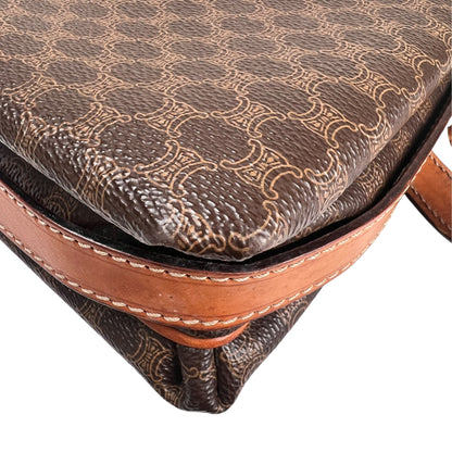 Celine Brown Shoulder Bags A-19046