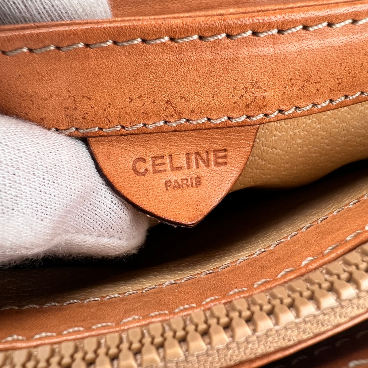 Celine Brown Shoulder Bags A-19046