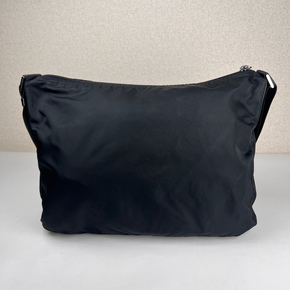 Prada Black Shoulder Bags A-19056