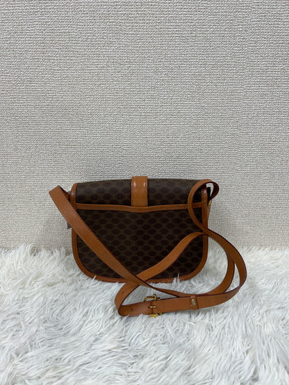 Celine Brown Shoulder Bags A-19059