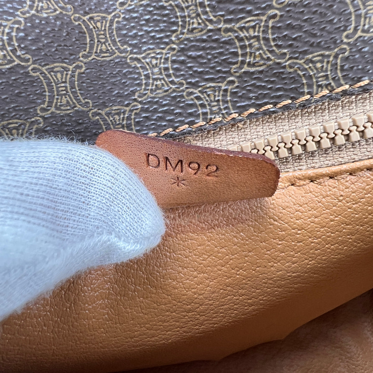 Celine Brown Shoulder Bags A-19059