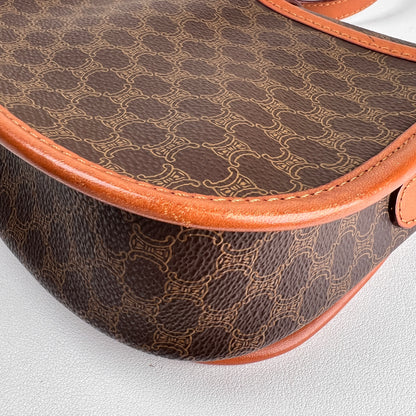 Celine Brown Shoulder Bags A-19059