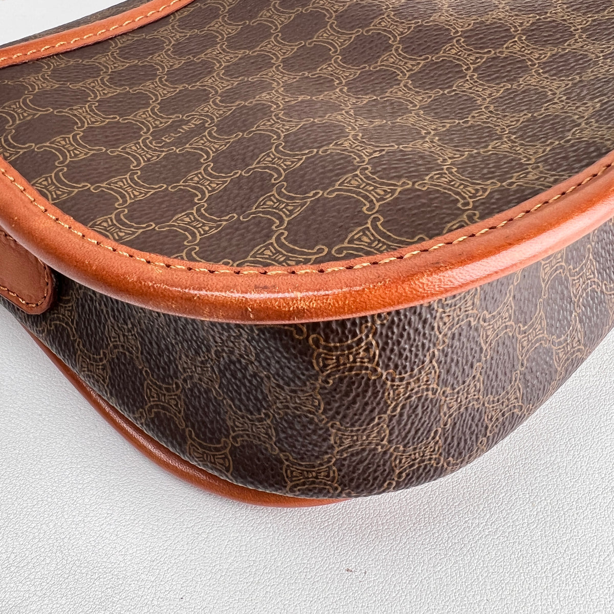 Celine Brown Shoulder Bags A-19059