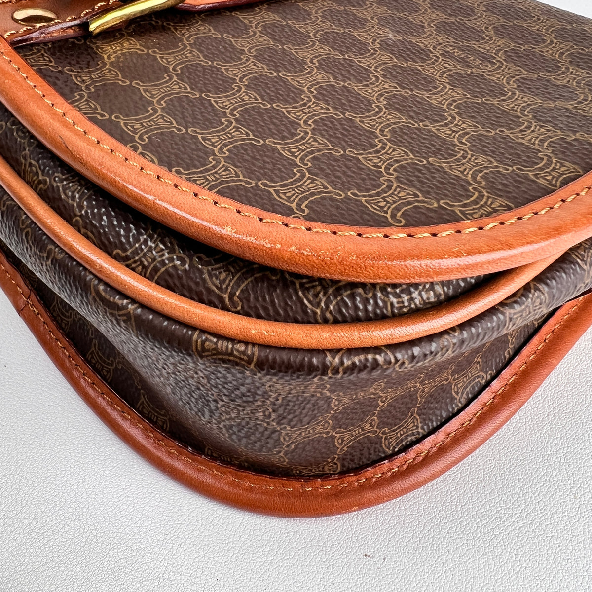 Celine Brown Shoulder Bags A-19059
