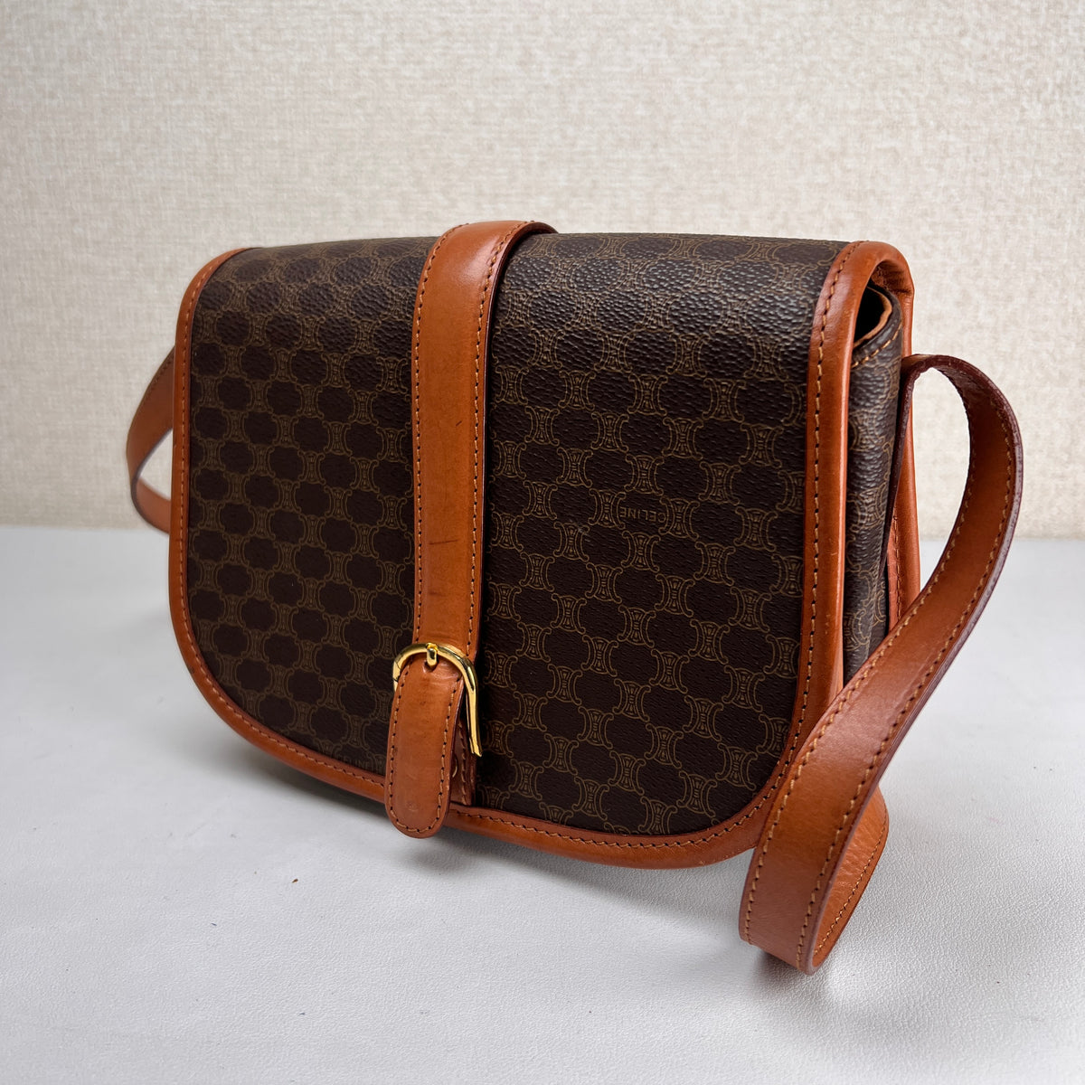 Celine Brown Shoulder Bags A-19059