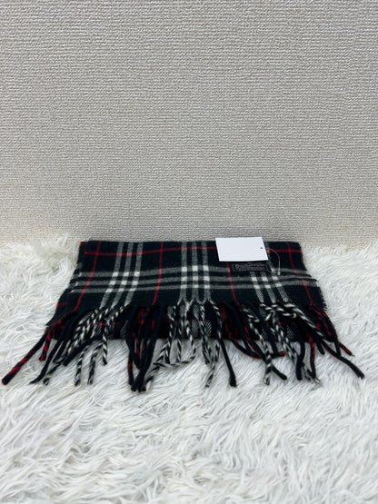 Burberry Black Scarves A-19073