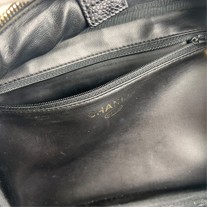 Chanel Black Shoulder Bags A-19089