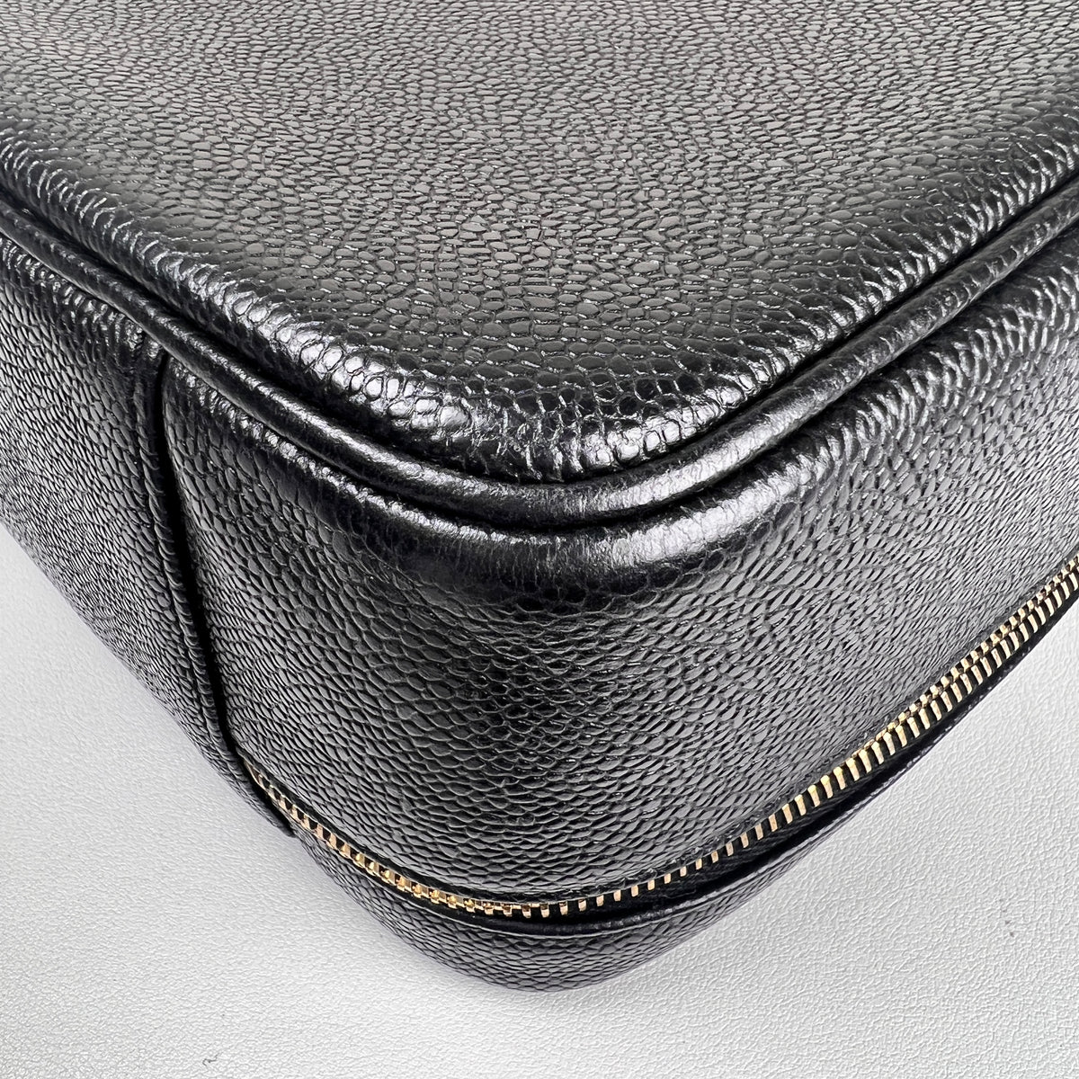 Chanel Black Shoulder Bags A-19089