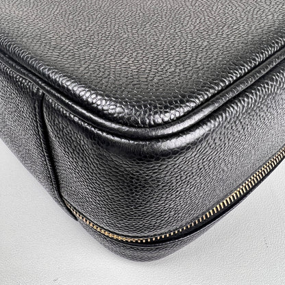 Chanel Black Shoulder Bags A-19089