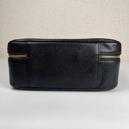 Chanel Black Shoulder Bags A-19089