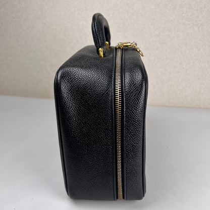 Chanel Black Shoulder Bags A-19089