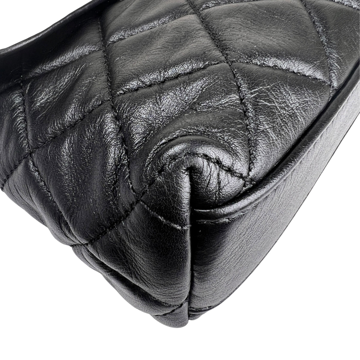 Chanel Black Shoulder Bags A-19093