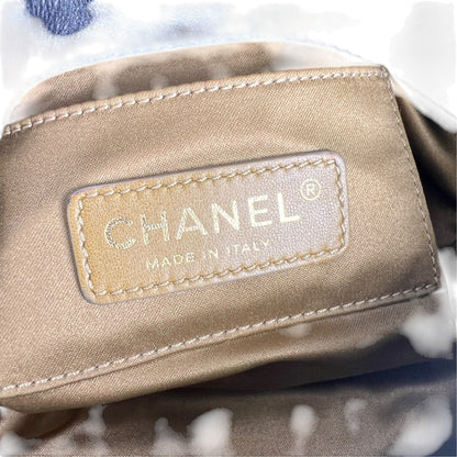 Chanel Black Shoulder Bags A-19093