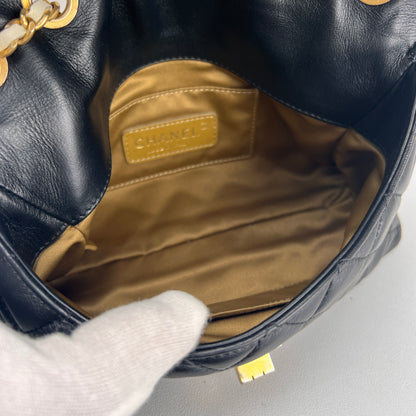 Chanel Black Shoulder Bags A-19093