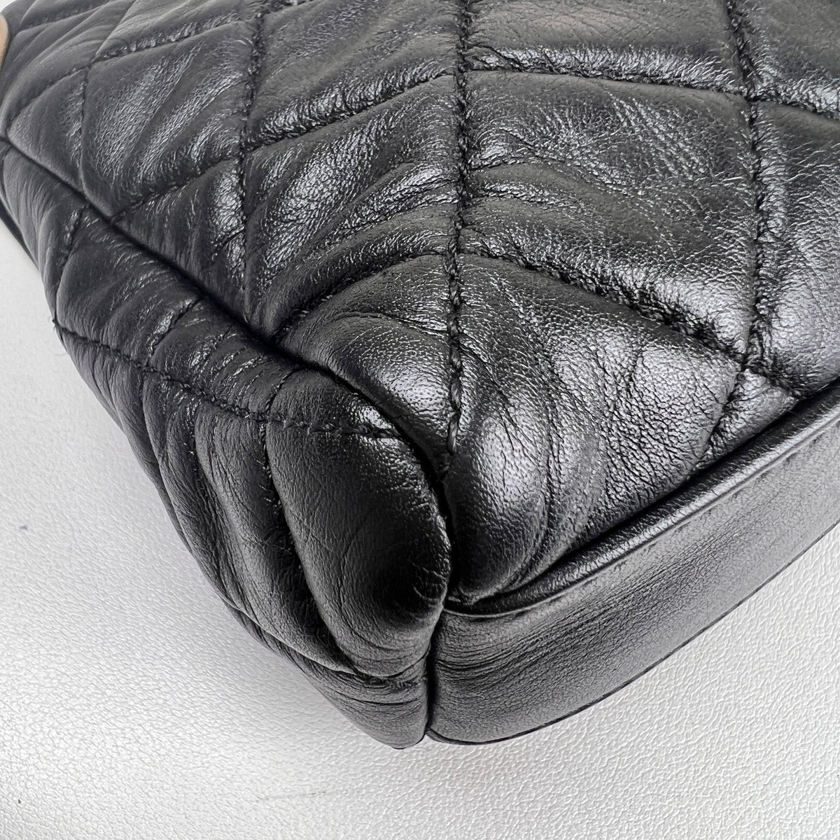 Chanel Black Shoulder Bags A-19093