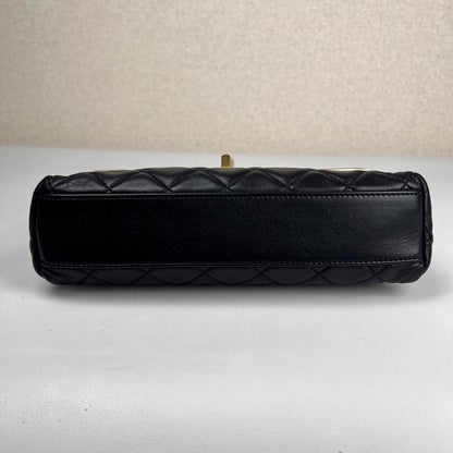 Chanel Black Shoulder Bags A-19093