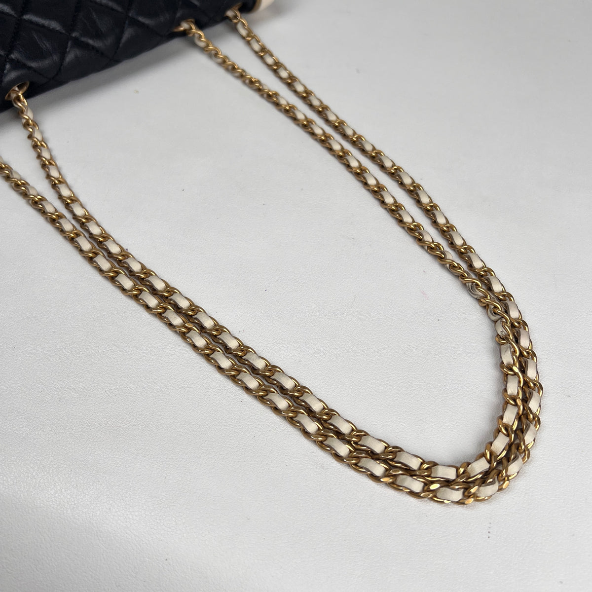 Chanel Black Shoulder Bags A-19093
