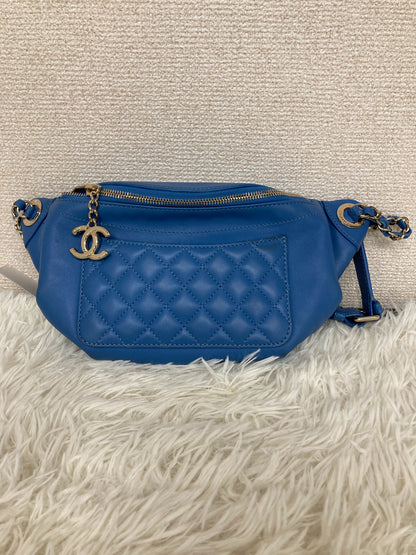 Chanel Blue Shoulder Bags A-19095