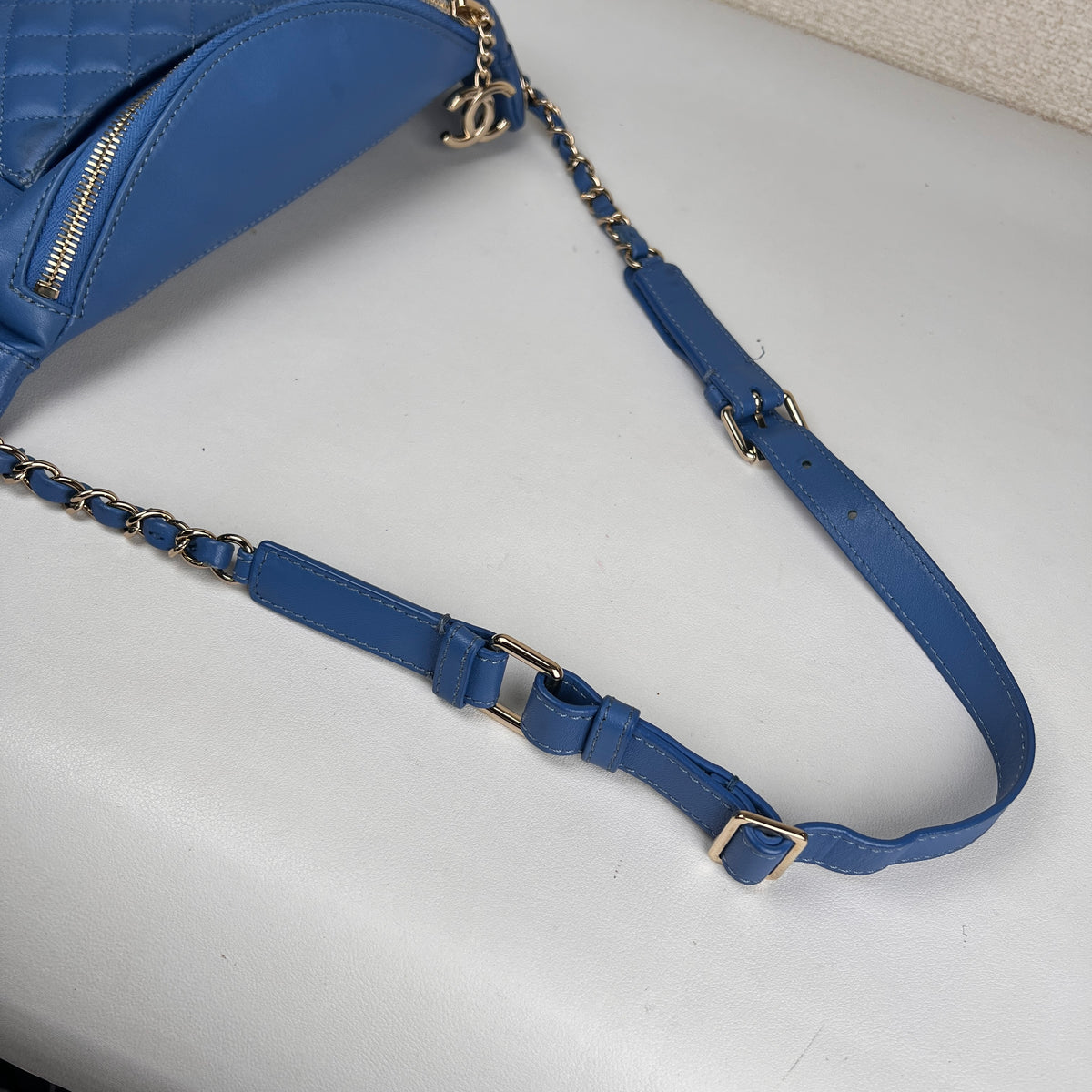 Chanel Blue Shoulder Bags A-19095