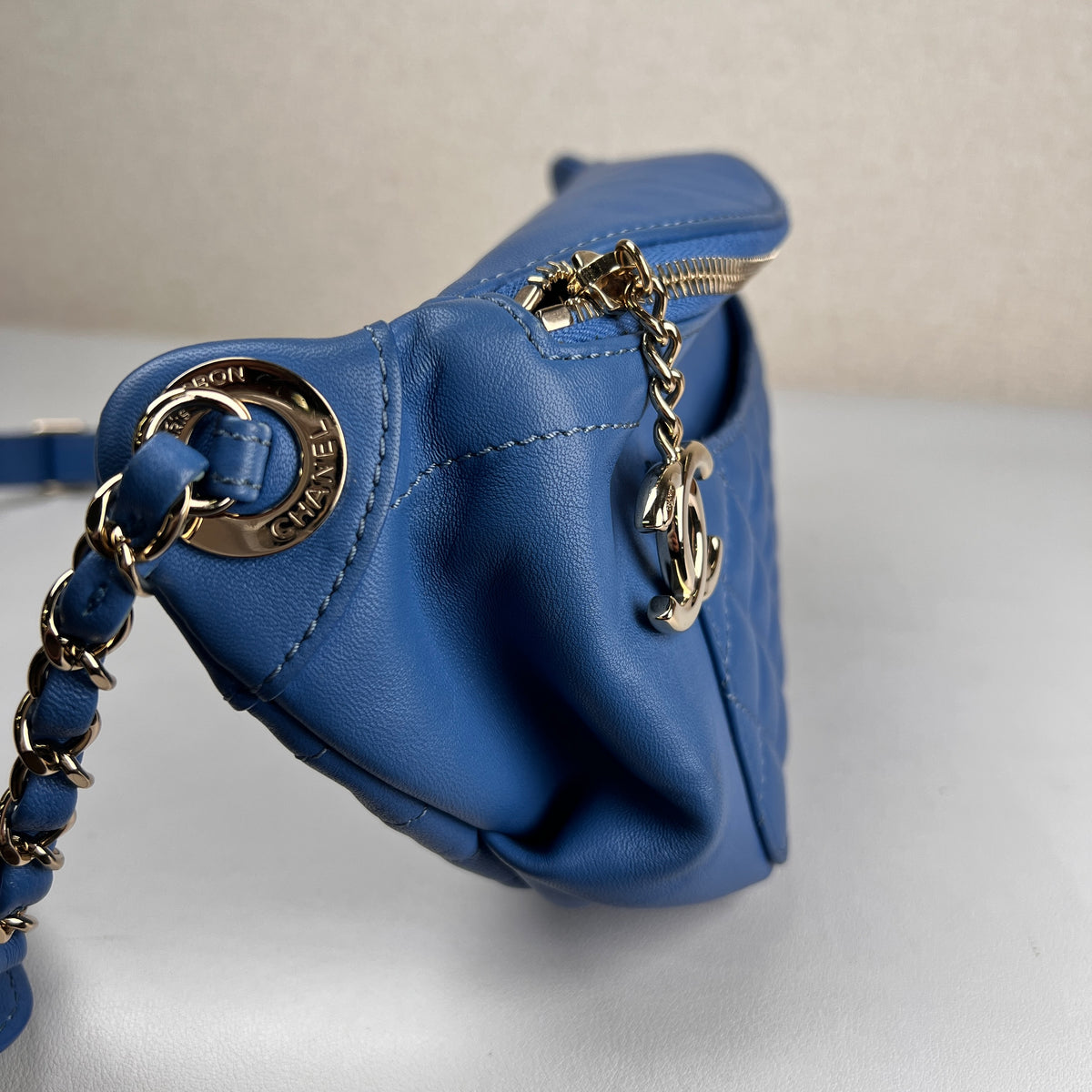 Chanel Blue Shoulder Bags A-19095