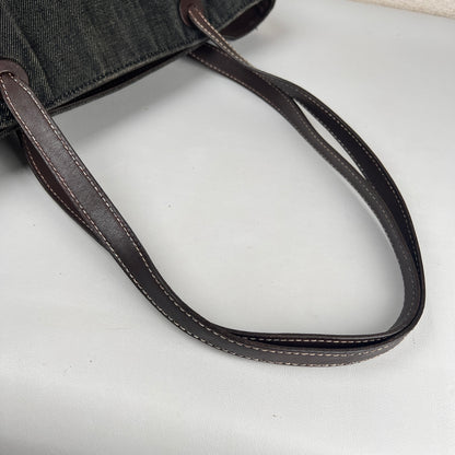 Chanel Black Tote Bags A-19104