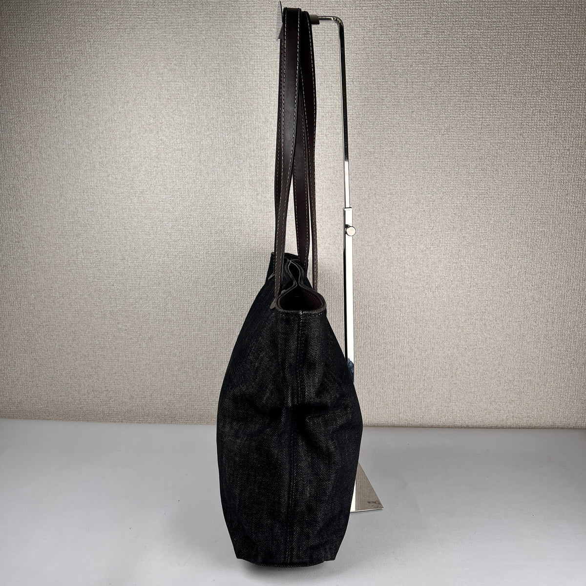 Chanel Black Tote Bags A-19104