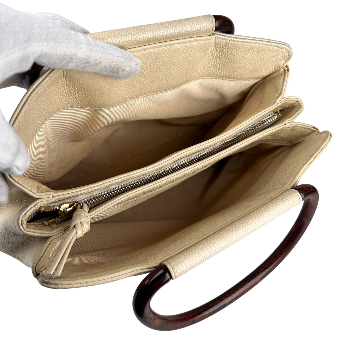 Chanel White Handle Bags A-19105