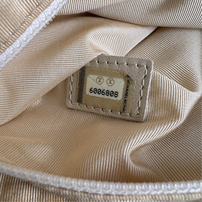 Chanel White Handle Bags A-19105