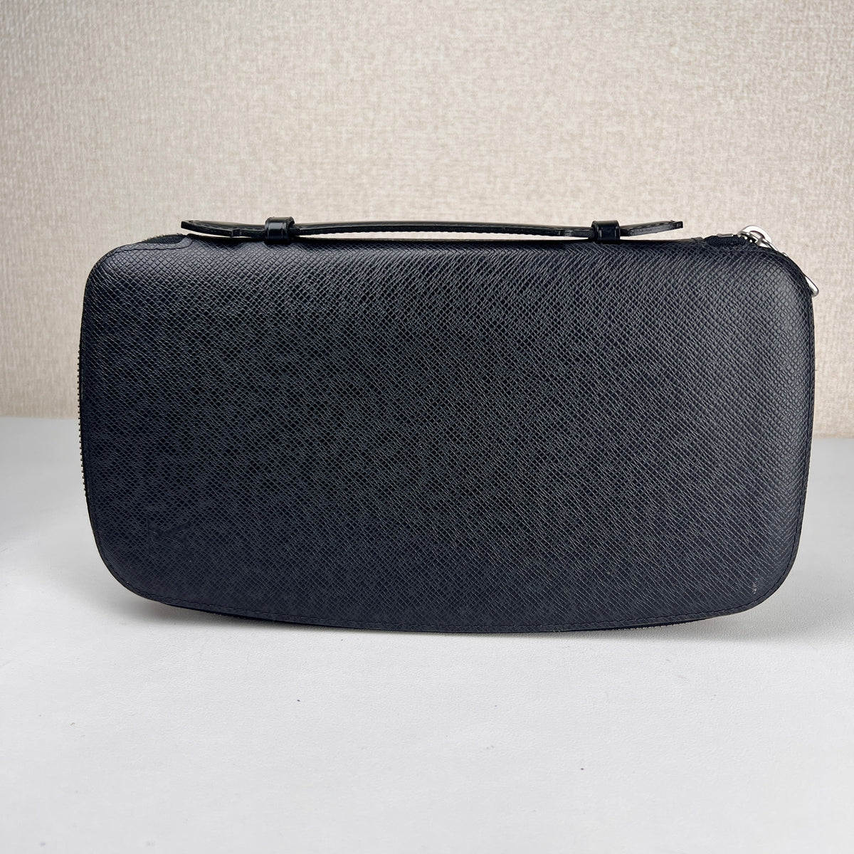 Louis Vuitton Black Wallets A-19107