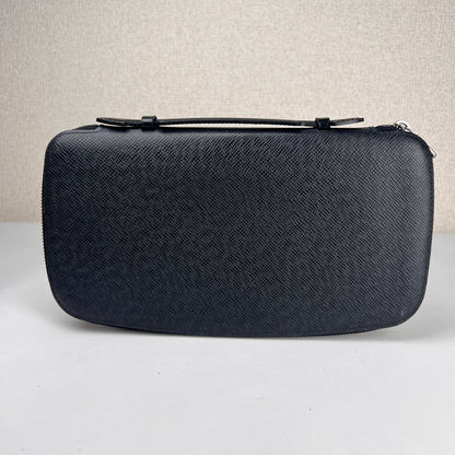 Louis Vuitton Black Wallets A-19107