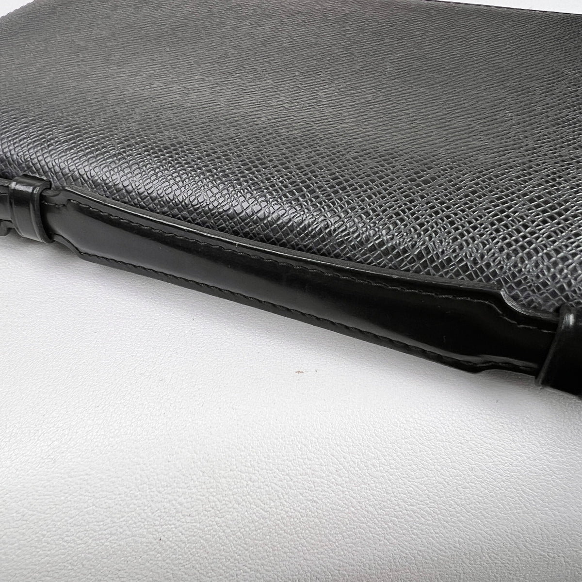 Louis Vuitton Black Wallets A-19107