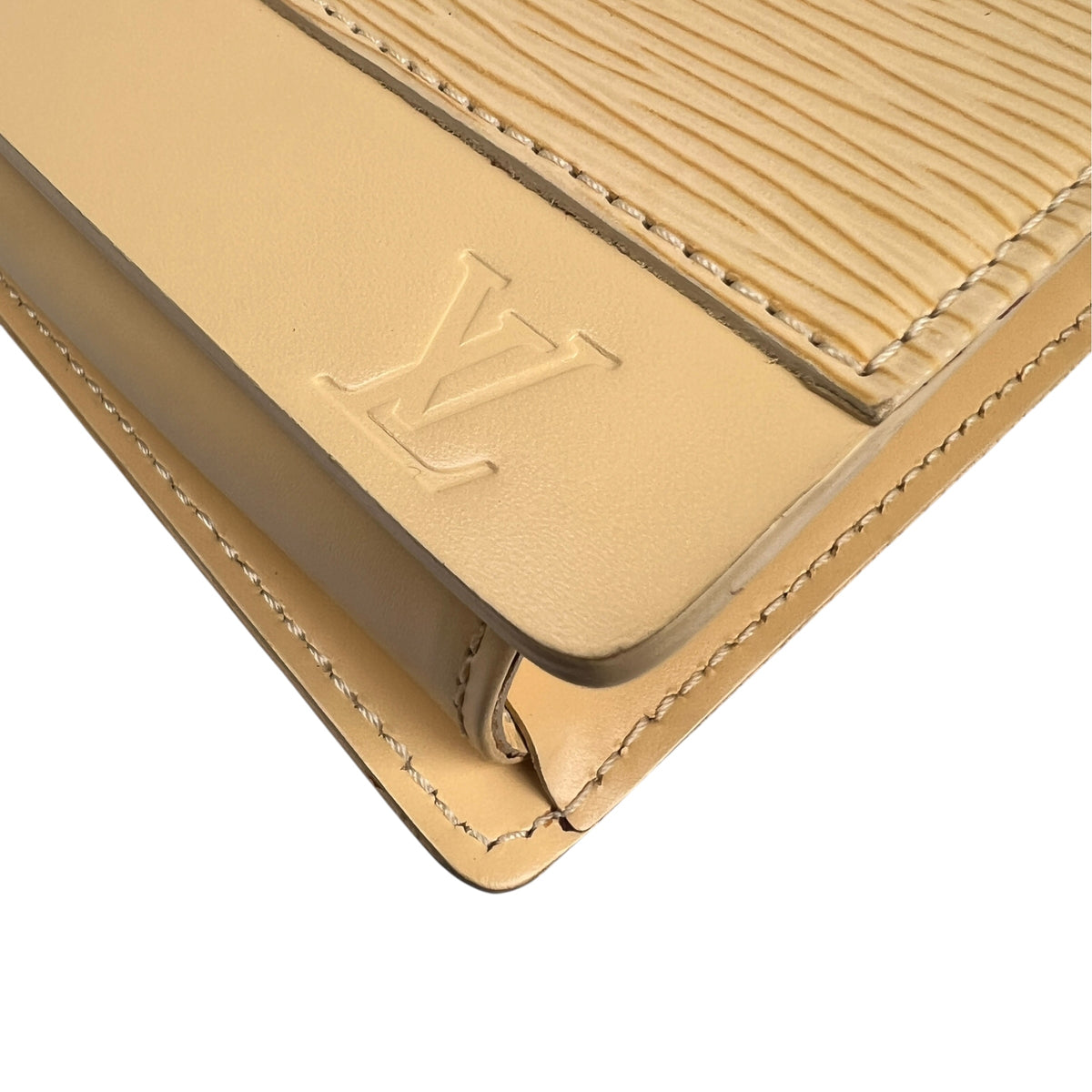 Louis Vuitton Yellow Shoulder Bags A-19108