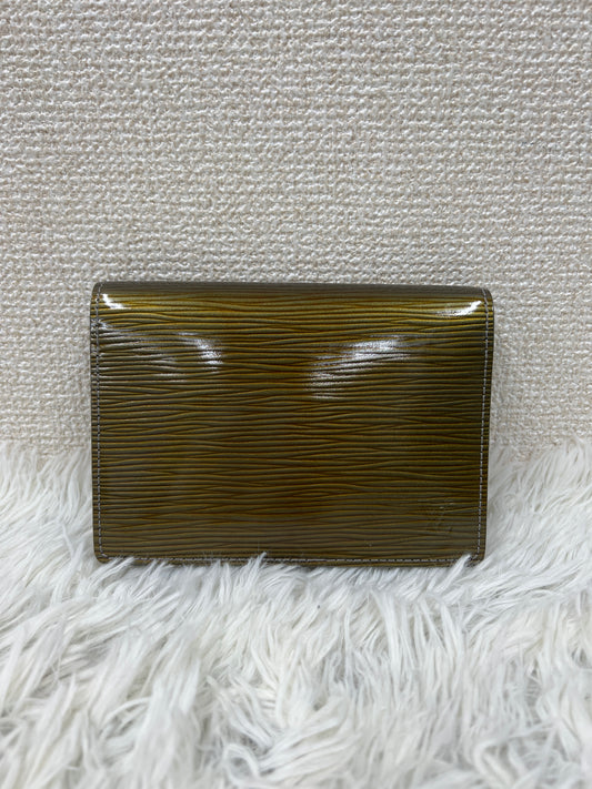Louis Vuitton Green A-19109