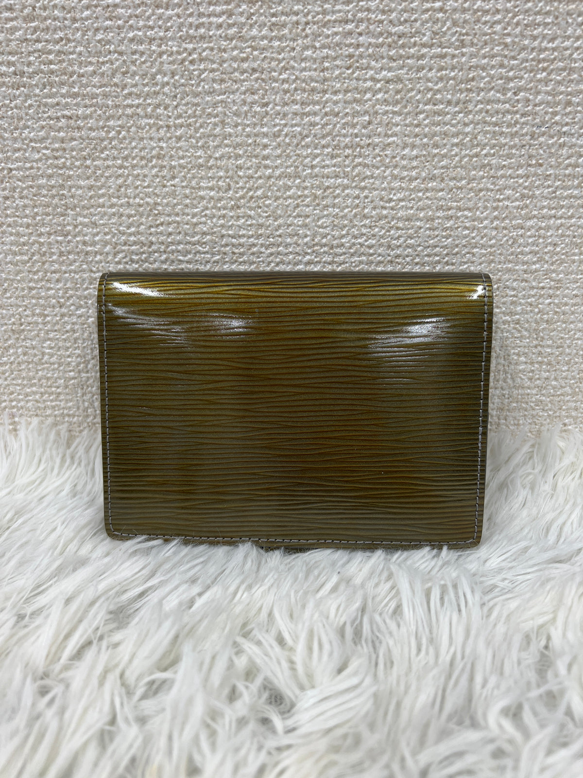 Louis Vuitton Green A-19109