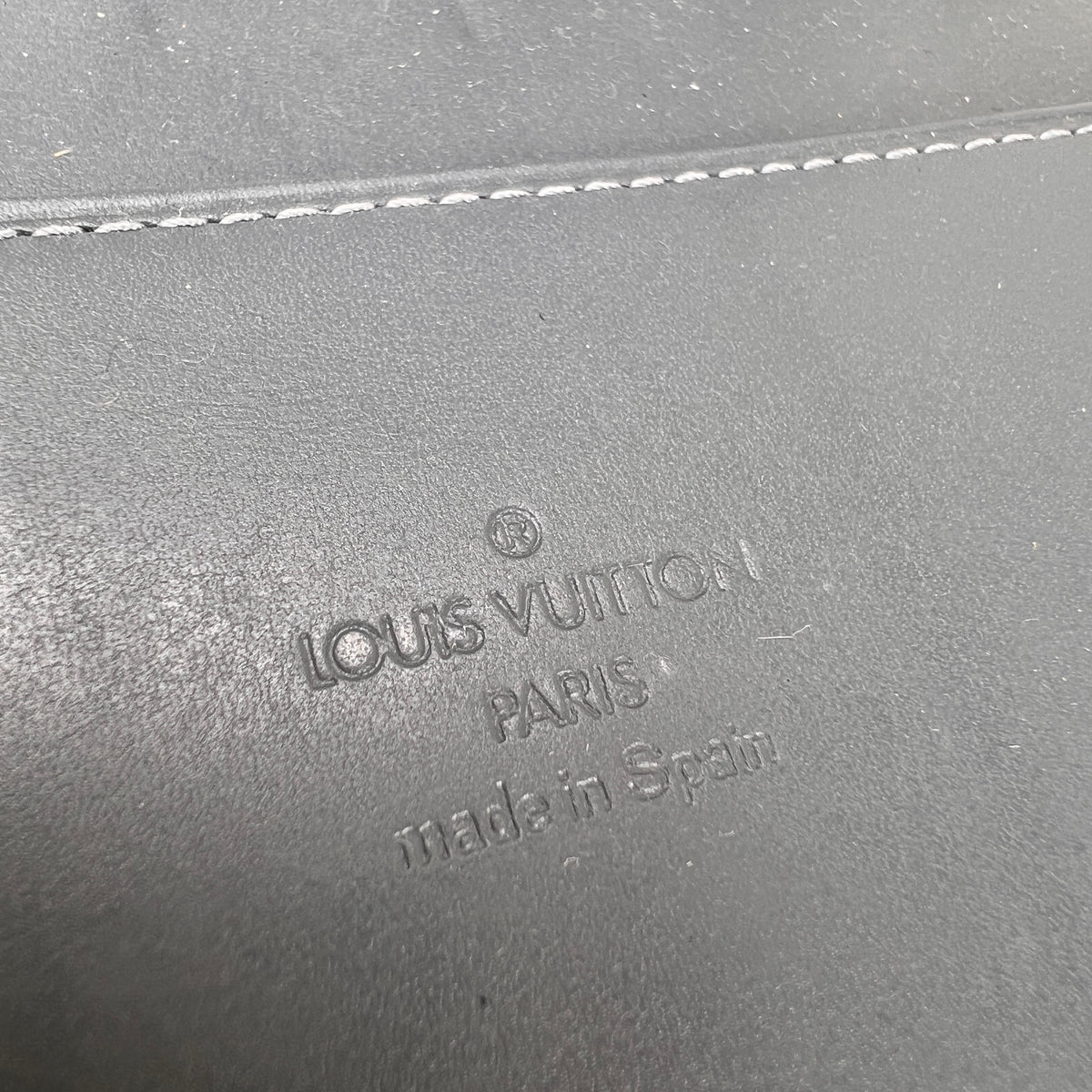 Louis Vuitton Green A-19109