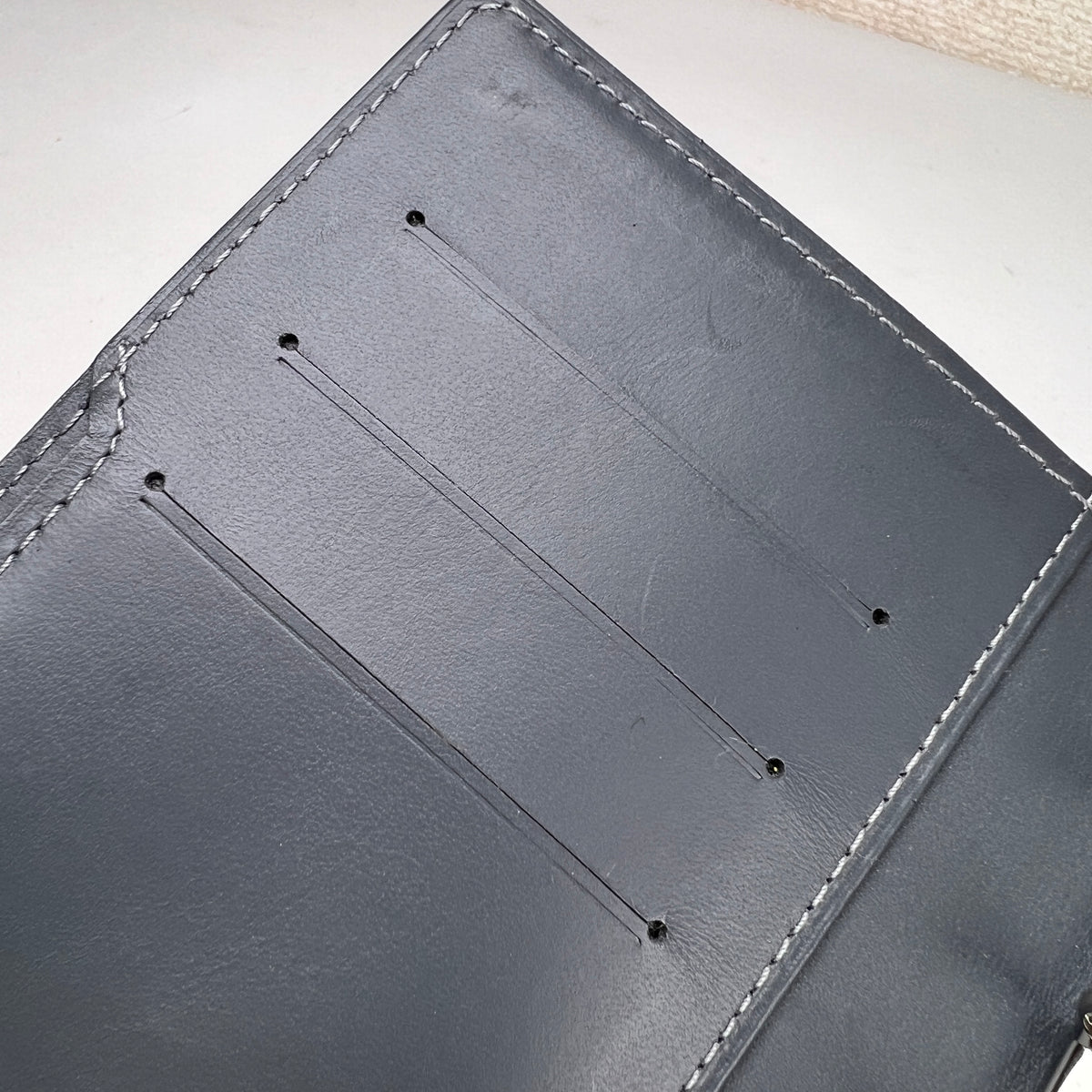 Louis Vuitton Green A-19109