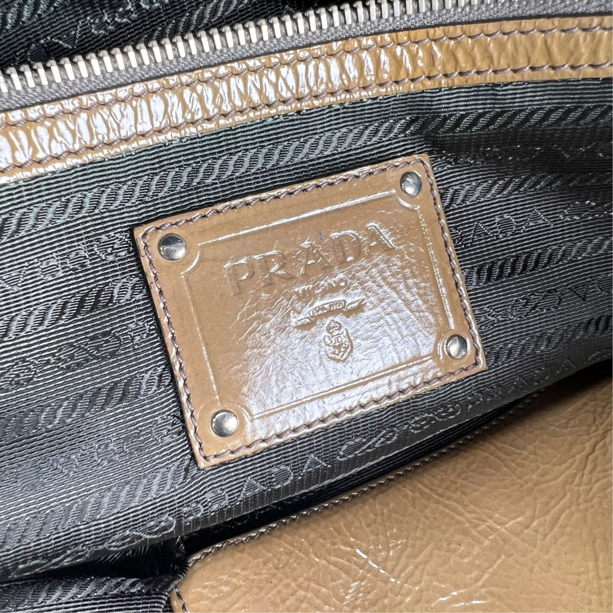 Prada Brown Shoulder Bags A-19110