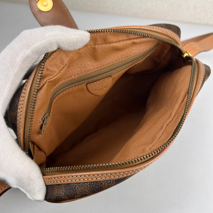 Celine Brown Shoulder Bags A-19131