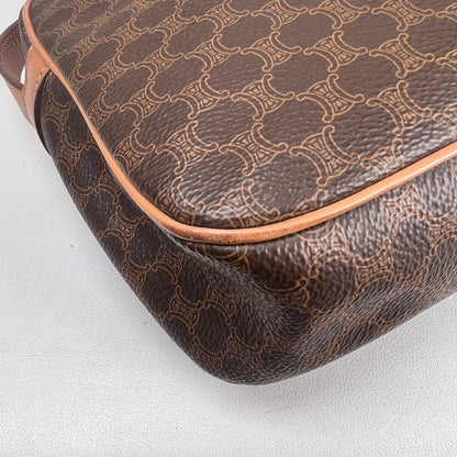 Celine Brown Shoulder Bags A-19131