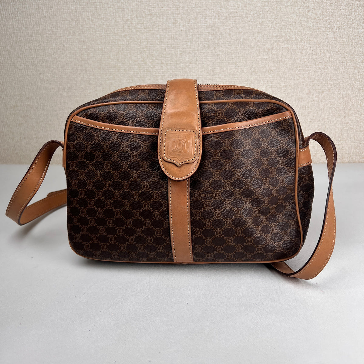 Celine Brown Shoulder Bags A-19131