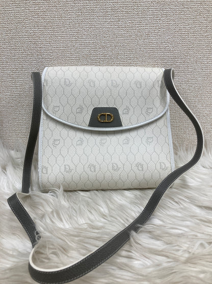 Dior White Shoulder Bags A-19134