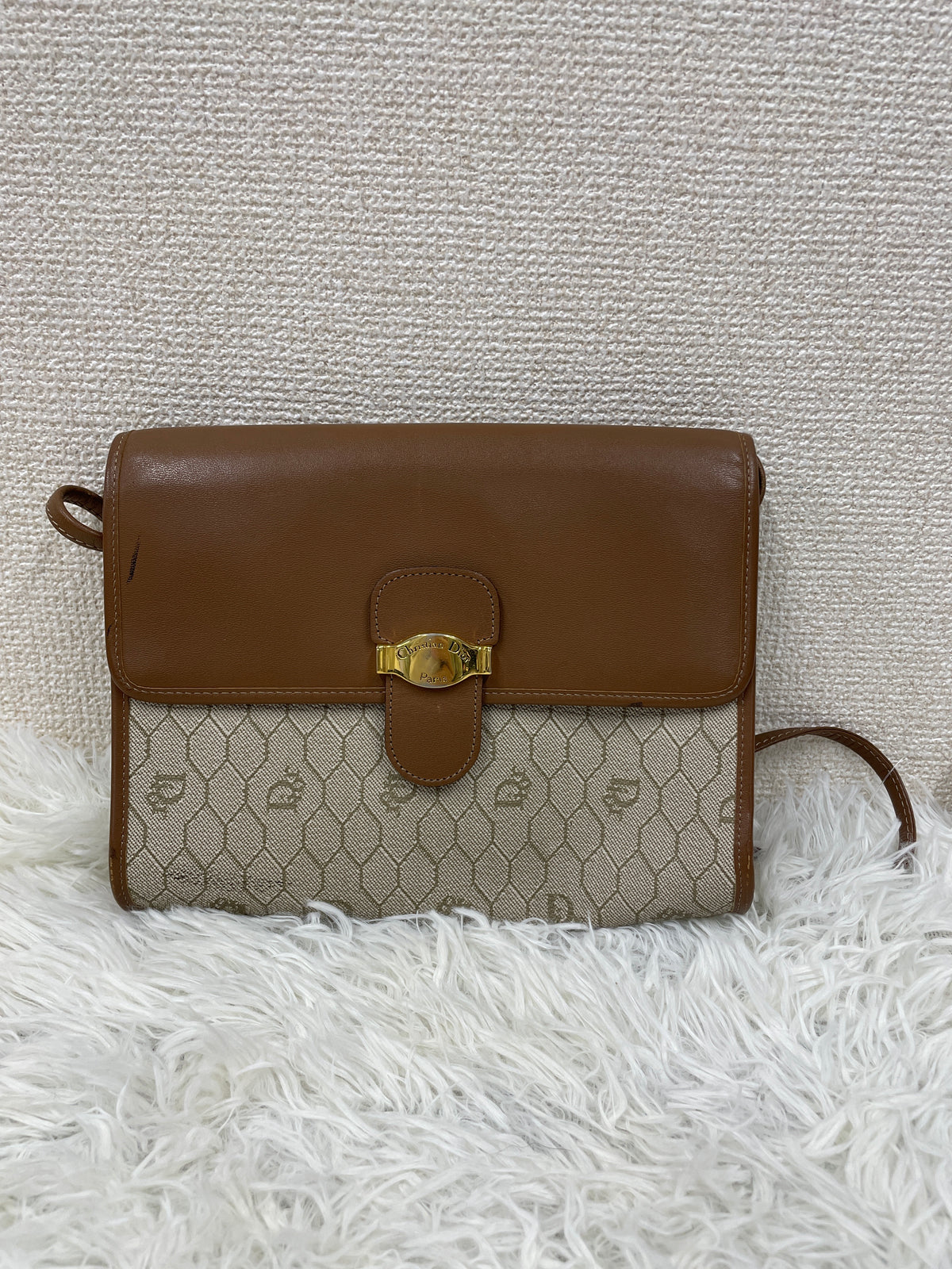 Dior Beige Shoulder Bags A-19139