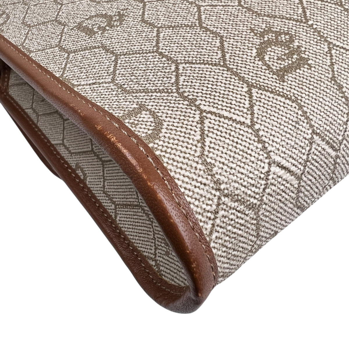 Dior Beige Shoulder Bags A-19139