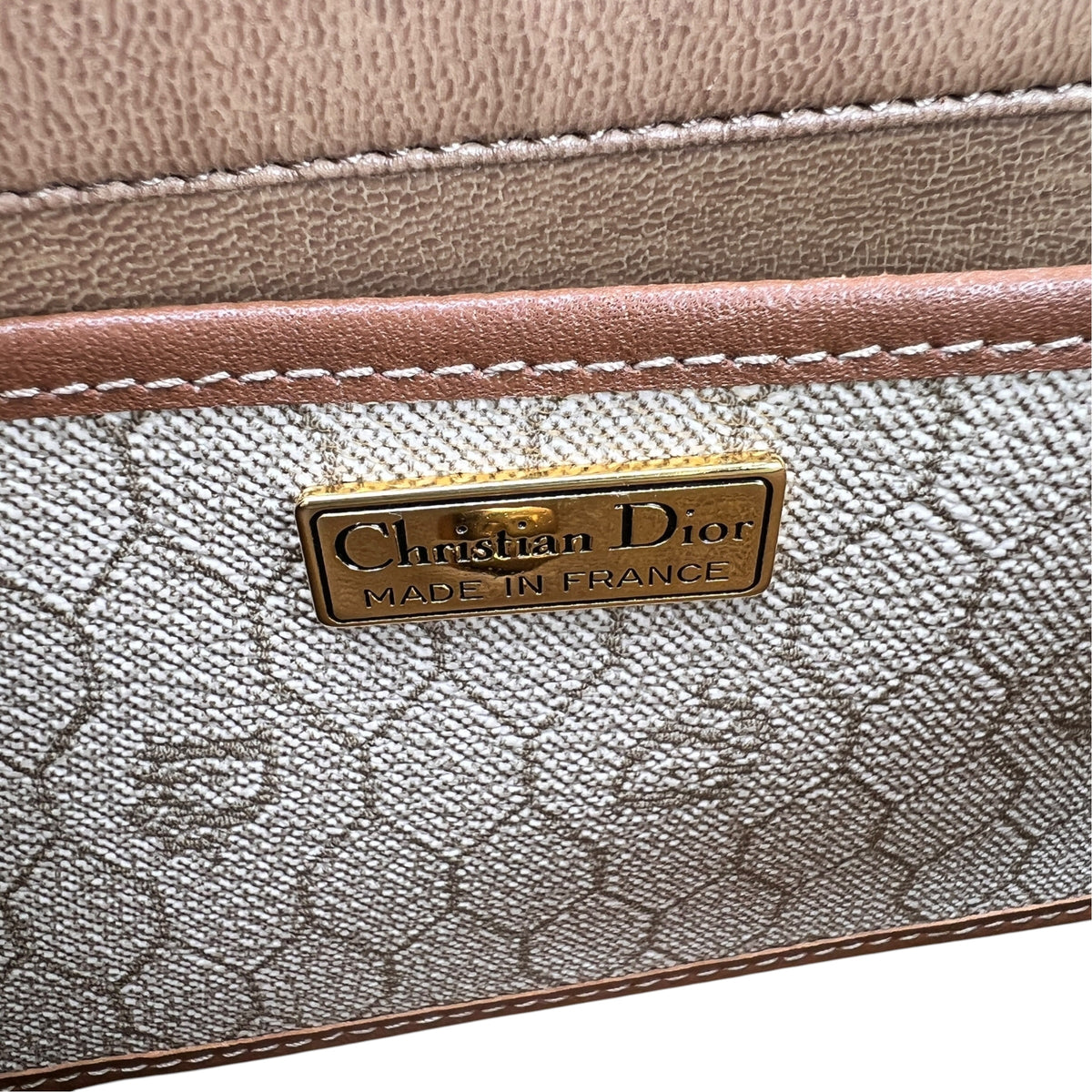 Dior Beige Shoulder Bags A-19139