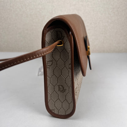 Dior Beige Shoulder Bags A-19139